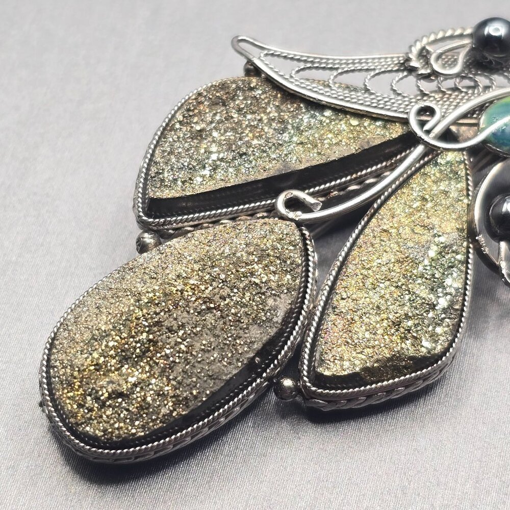 VTG Goldstone Leaf Brooch Pendant 2.25" Silver Tone Green Glass Hematite Accents - Picture 3 of 11